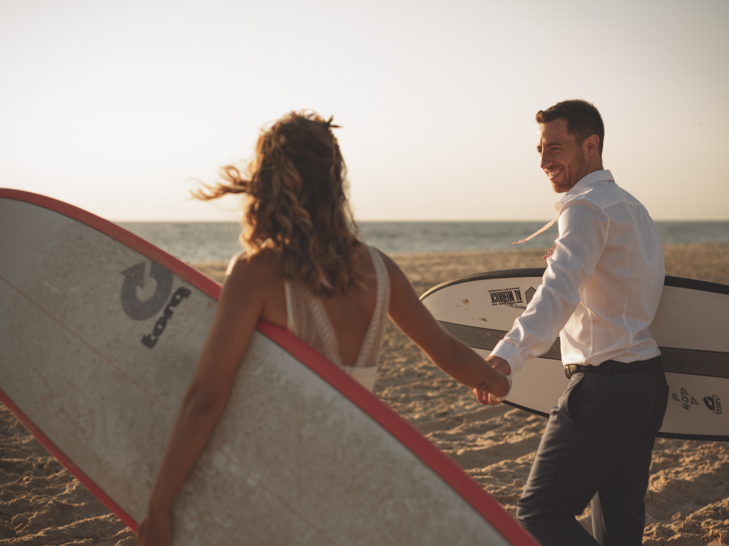 mariés, couple, mariage, mer, sur, sable, plage