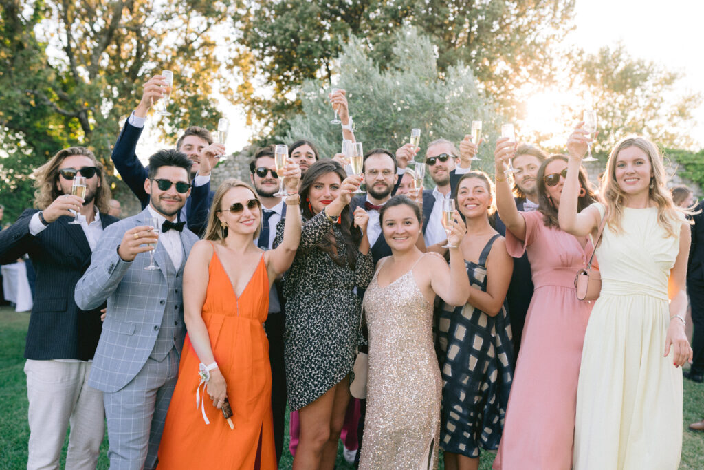 Vin d'honneur, invité, champagne, célébration, soirée, amis