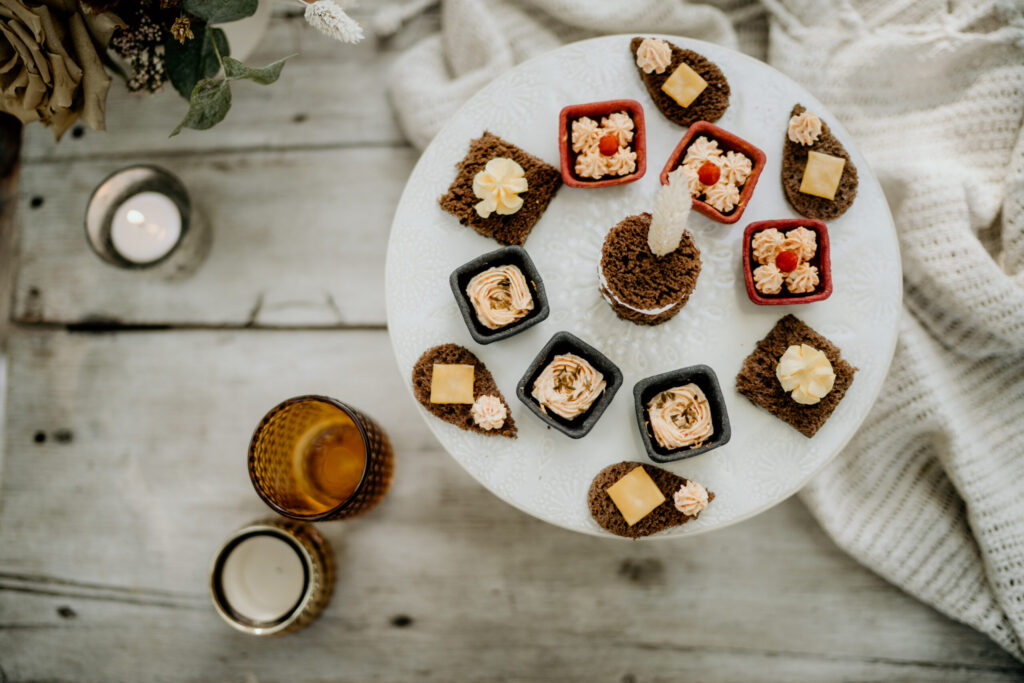 wedding planner provence, wedding planner vaucluse, wedding planner bouche du rhome, organsation de mariage aix en provence, organisation de mariage marseille, organisation de mariage avignon, officiante de ceremonie laique provence, planning idéal de mariage