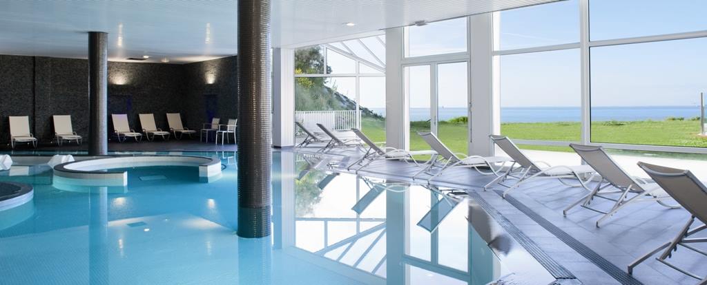 Mariage Noël, La Rochelle illuminée, illuminations de noël, cadeaux, le plus beau des cadeaux, spa, détente