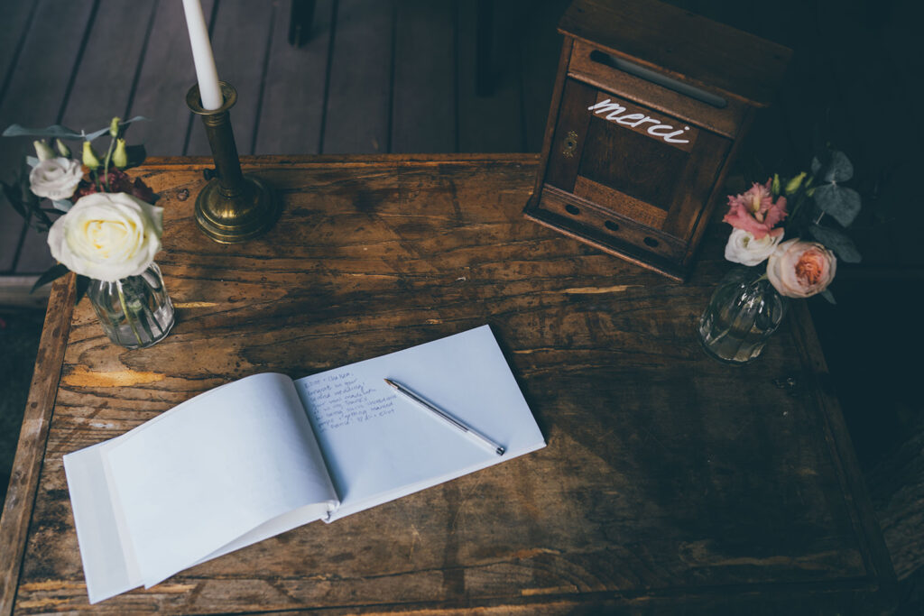 livre d'or, urne, décoration, mariage, animation, souvenir, cadeau