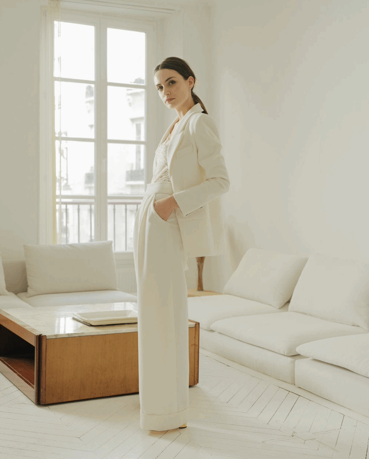 Costume de mariage pour femme