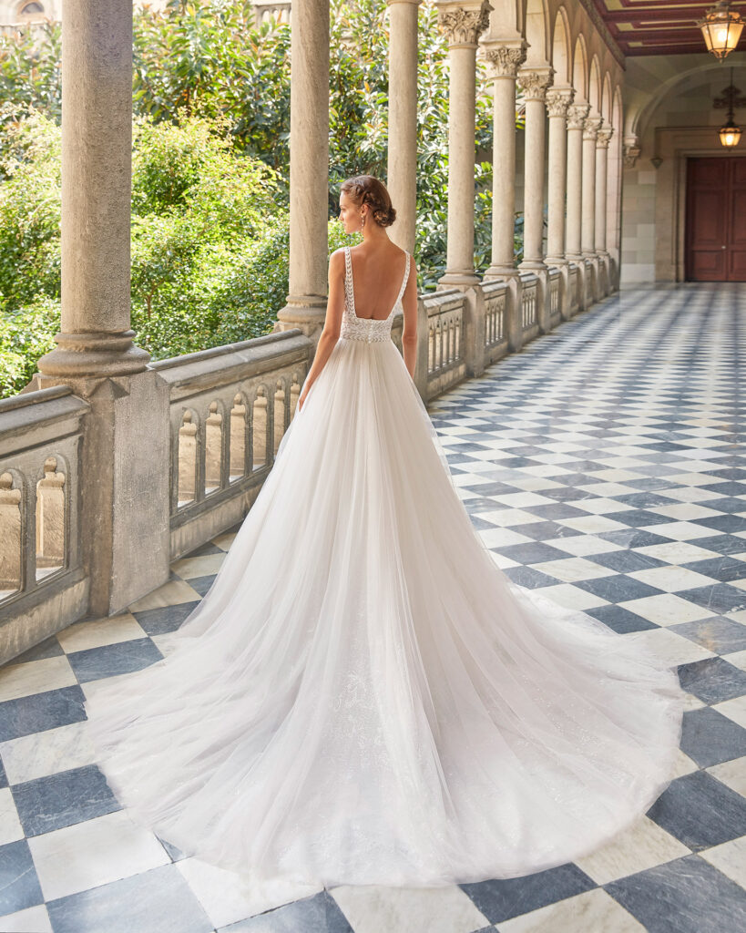 Robe de mariage avec traine