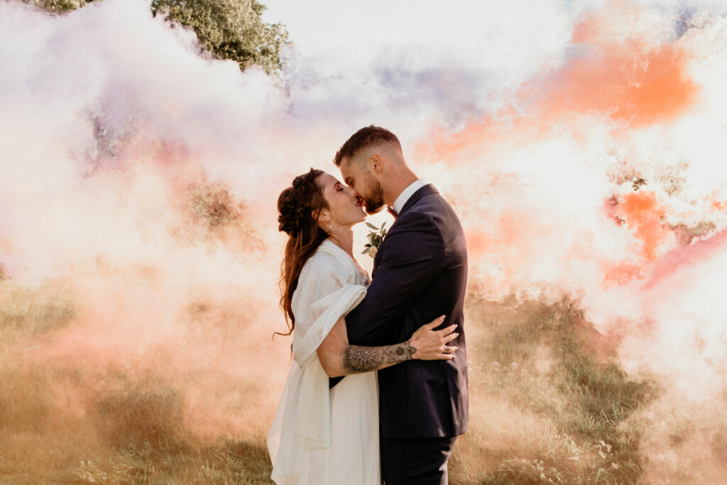 Un chat pour ne pas attraper froid le jour de son mariage