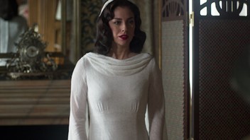 lydia aguilar, demoiselles du téléphone, mariage