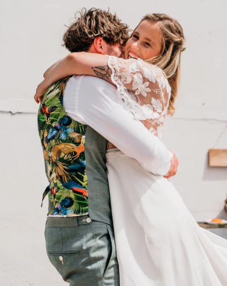 wedding planner aix en provence, wedding planner aix-en-provence, wedding planner provence, wedding planner luberon, DDay, DDay Wedding Planner, DDay Wedding Planner Provence, organisatrice de mariage, officiante de cérémonie, officiante, mariage, marié, mariée, détails, boutonnières, costume, bouton de manchette, les détails insolites de la tenue du marié, fun, original, originalité, détails, accessoires, personnalisation, unique