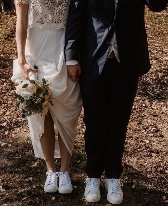baskets blanches, mariés, baskets mariés, mariage, chaussures originales