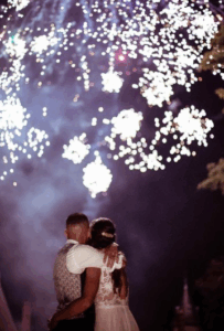 Se marier un 31 Décembre en Provence, mariage, hiver, Provence, coordination, organisation, wedding planner, DDay Wedding planner, DDay Wedding planner Provence, wedding planner luberon, wedding planner aix en provence, wedding planner avignon, basse saison, mariage hivernal, lumière, noël, événement, chaleur, magie, nouvel an, feu d’artifice, fête, réveillon, célébration