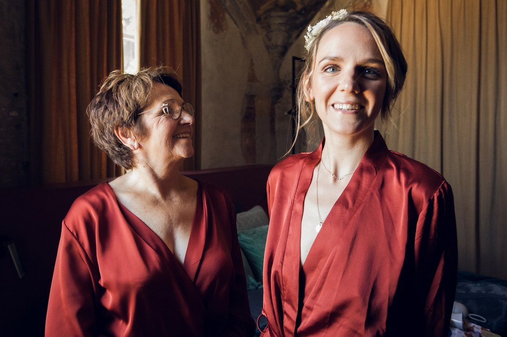 mère fille, préparatifs de mariage mère fille, préparatifs de mariage, team bride, marier sa fille