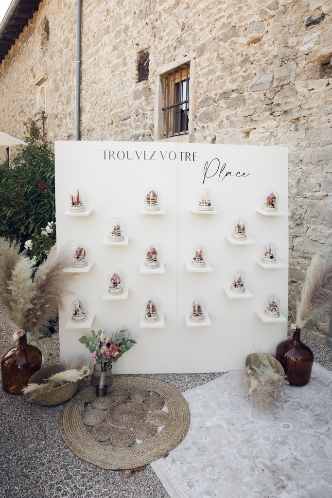 plan de table, plan de table original, plan de table imposant, plan de table fun, plan table, table plan, sitting plan, trouvez votre place, find your seat