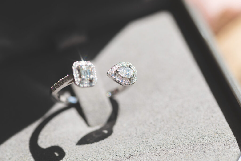 fiançailles, bague de fiançailles, bague, demande en mariage