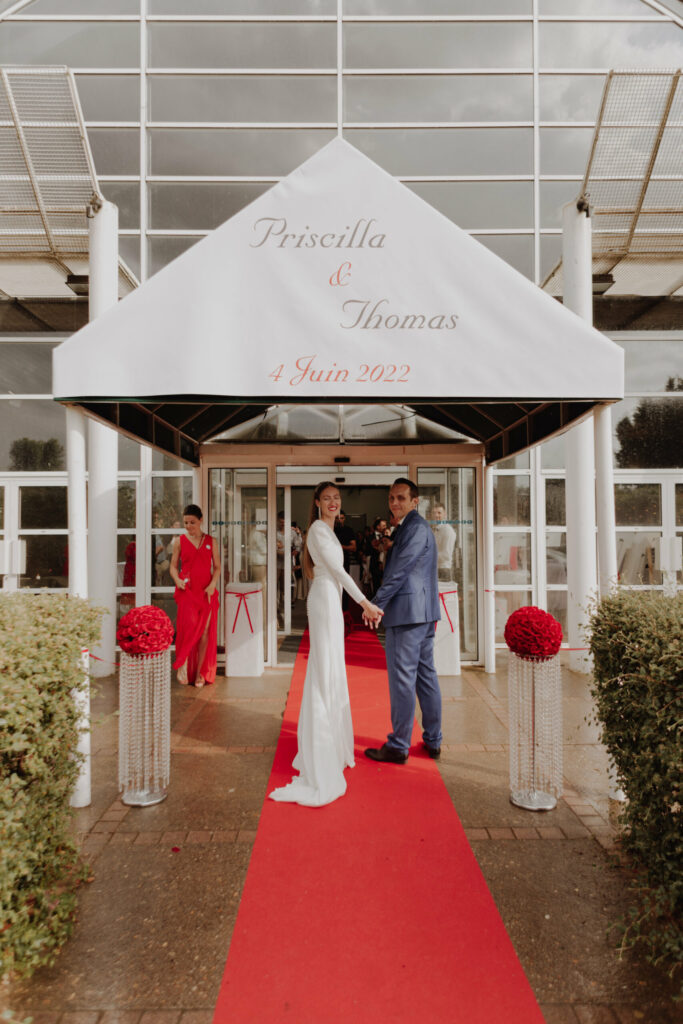 arrivée des mariés, tapis rouge, reddress, wedding planner