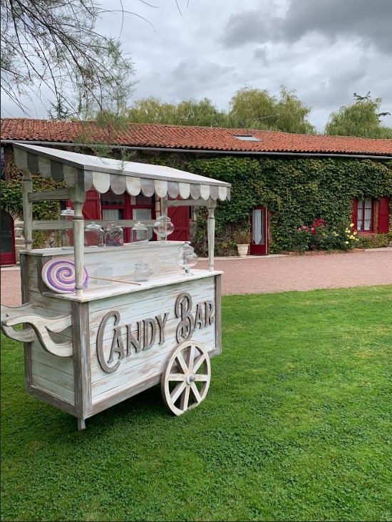 bar à bonbons : mariage au pays des merveilles