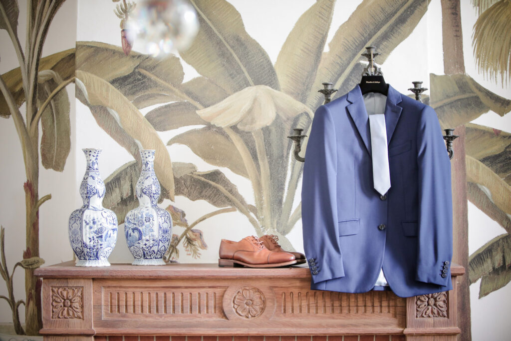 mariés, mariage, mariage en Alpes, Nice, bonheur, robe de mariée, conseils mariage, dernière minute, mariage réussi, wedding planner, photo couple, photo mariés, conseils de dernière minute, costume, costume mariage, cravate, cravate mariage, chaussures mariage, chaussures marié, préparation, préparation mariage, marié