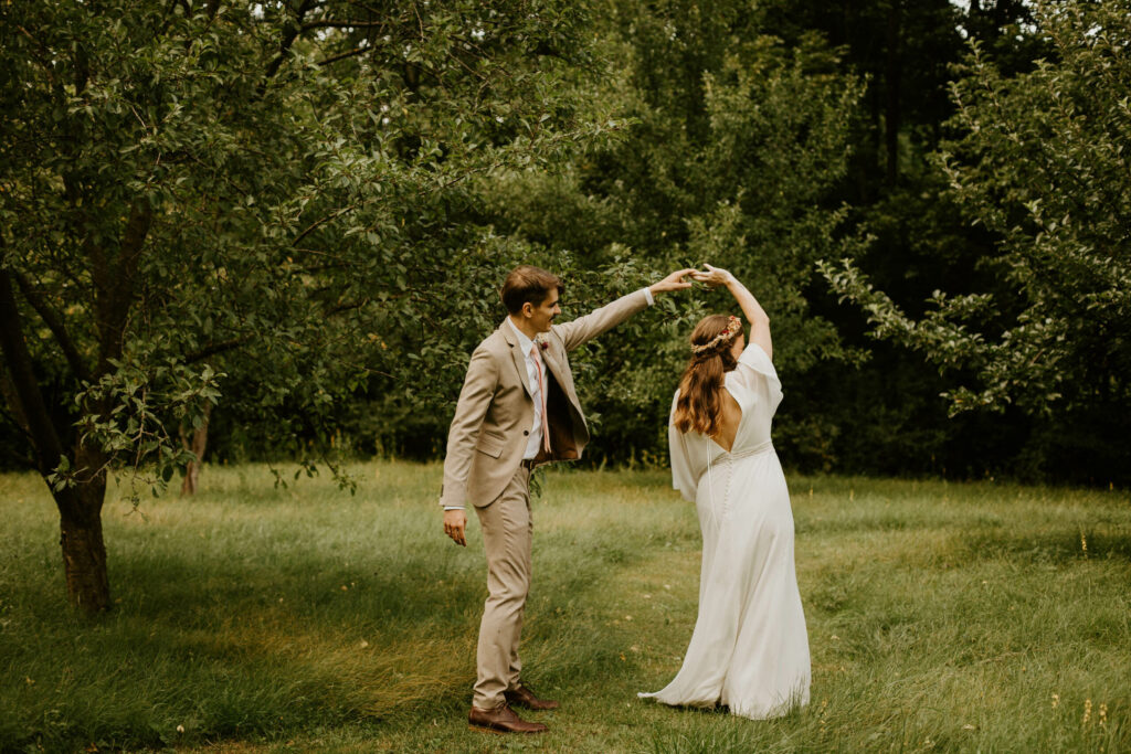mariage beaujolais, cérémonie laïque, photo mariés, photo de couple