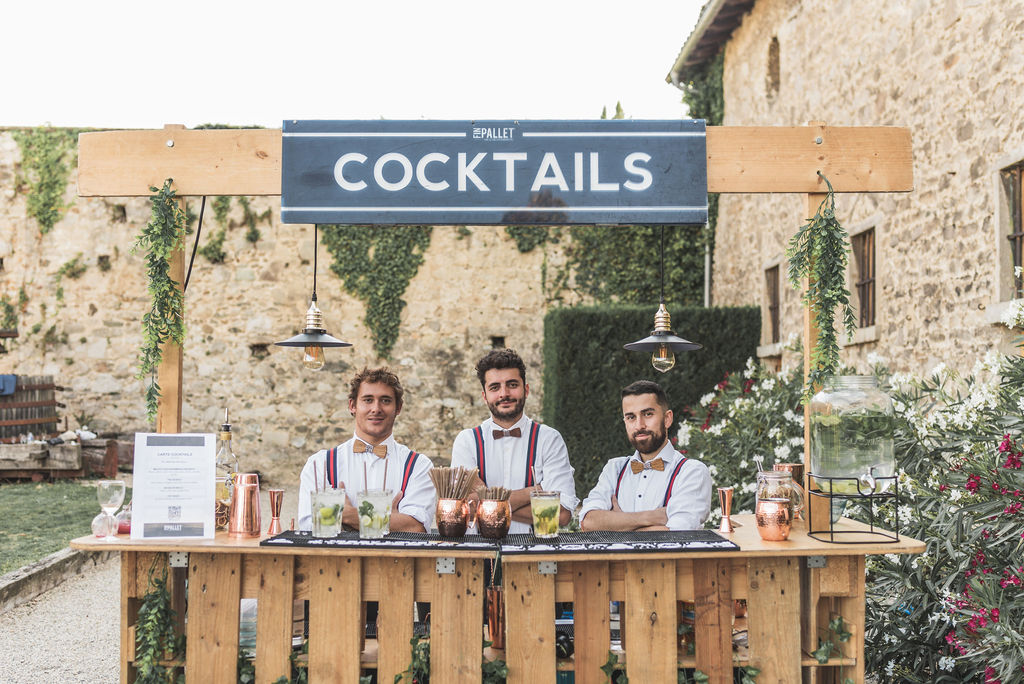 Bars à thèmes pour un mariage. Les différents bars à thèmes pendant votre mariage