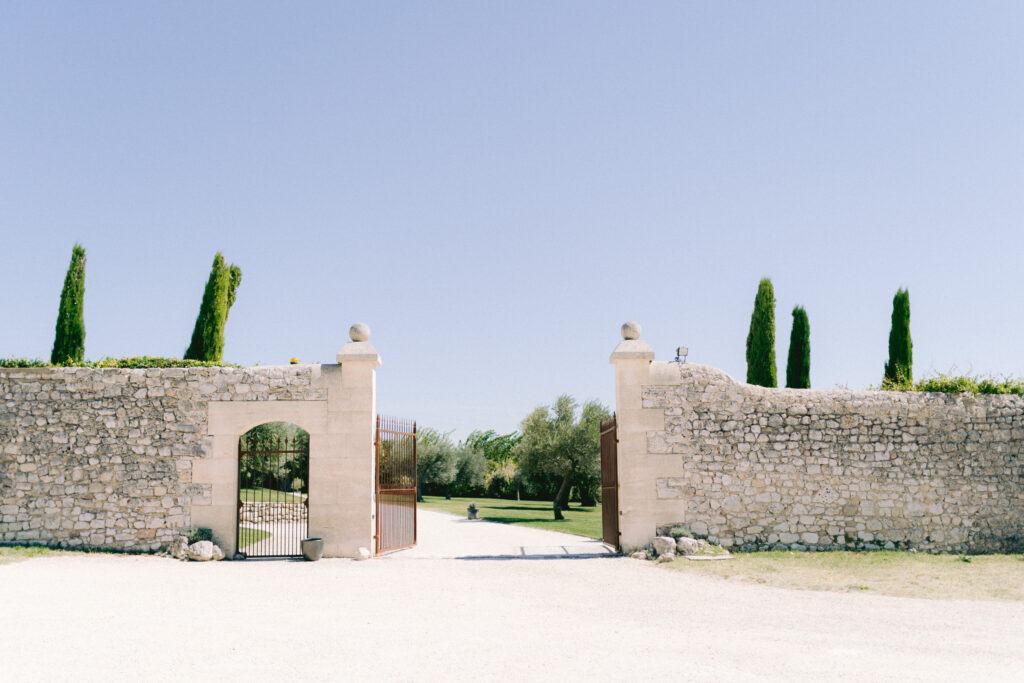 mariage au cœur des champs de lavandes dans la Drôme, Comment choisir son domaine de mariage, organiser un mariage champêtre en Drôme