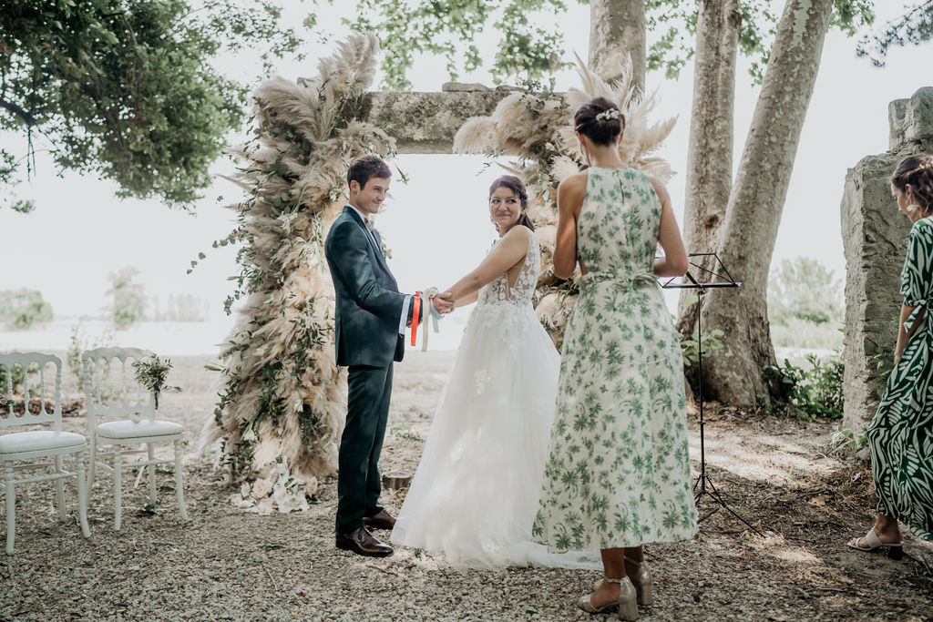 cérémonie rituel ruban, mariage petit budget