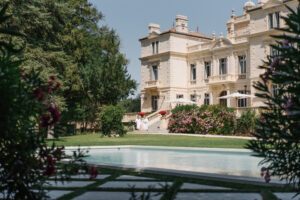 lieu d'exception, mariage en été, piscine,