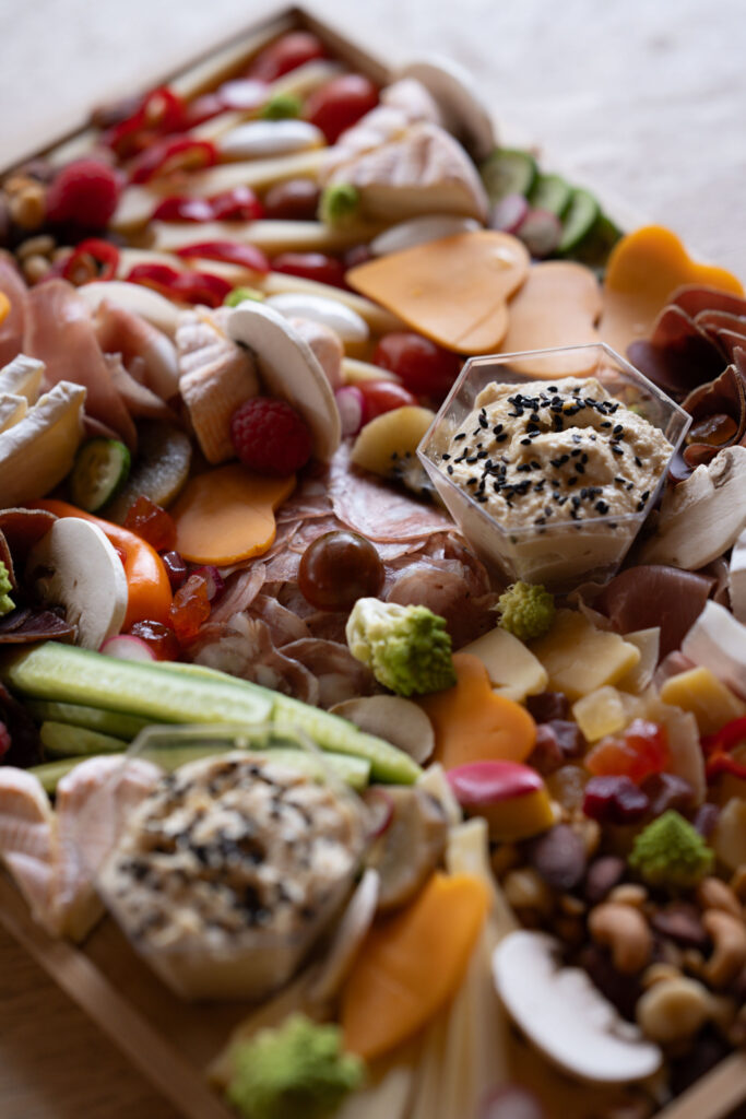 plateau traiteur cocktail apéritif nourriture fait maison