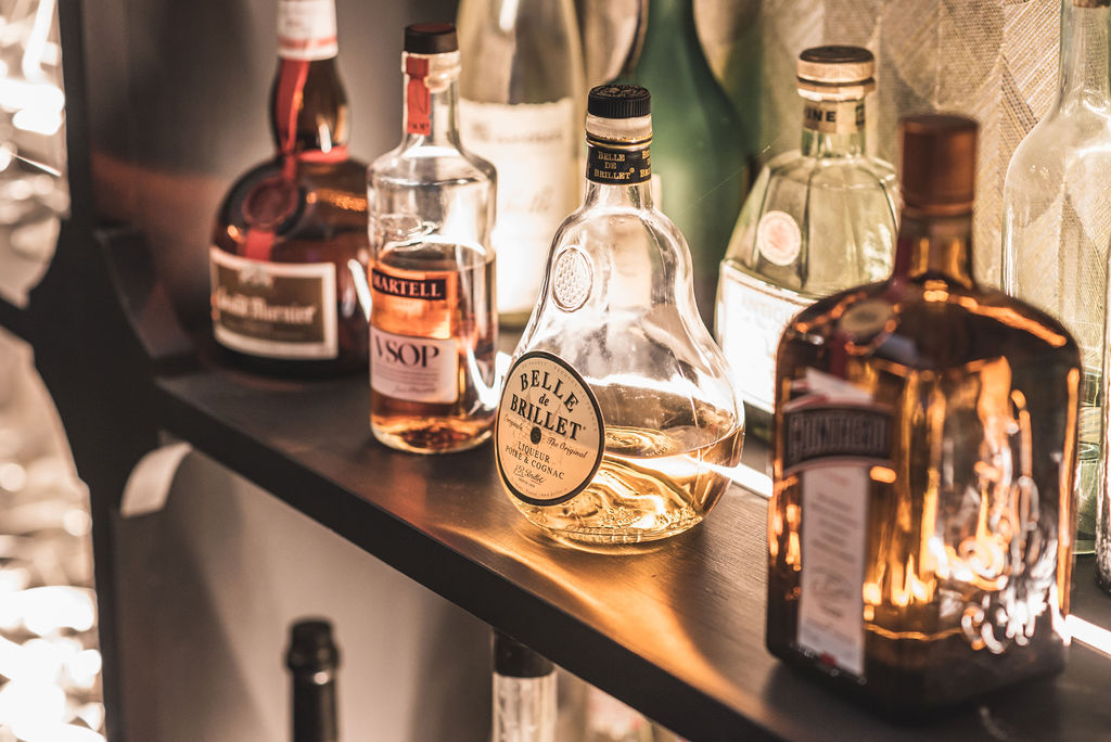 alcool, boisson, boisson mariage, alcool mariage, rhum, whisky, cognac, bar, soirée, barman