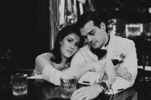 couple,mariés,mariage intime,mariage speakeasy