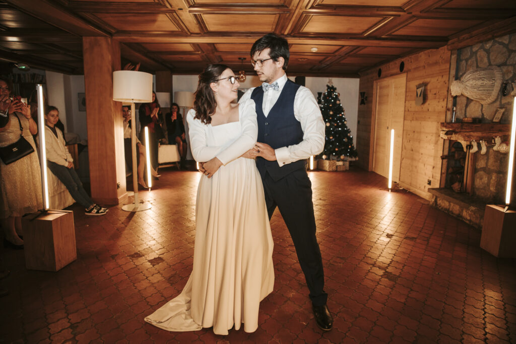 première danse, first dance, bride, groom, mariée, marié, robe inspiration dior, robe de mariée,