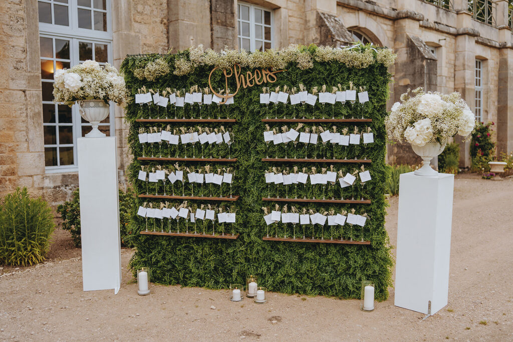 plan de table à Dijon, mur à champagne