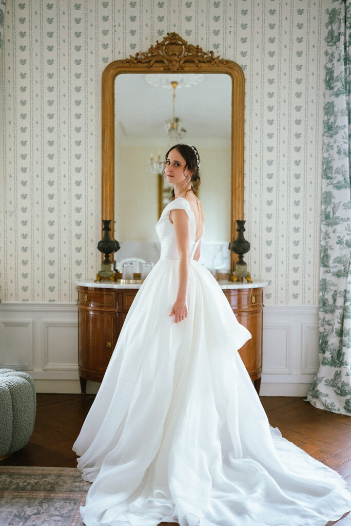 préparatif mariée, jour j, mariage chateau, robe de mariée, chambre de la mariée, tendance mariage, robe princesse, tendance robe de mariée, nouvelle collection robe de mariée