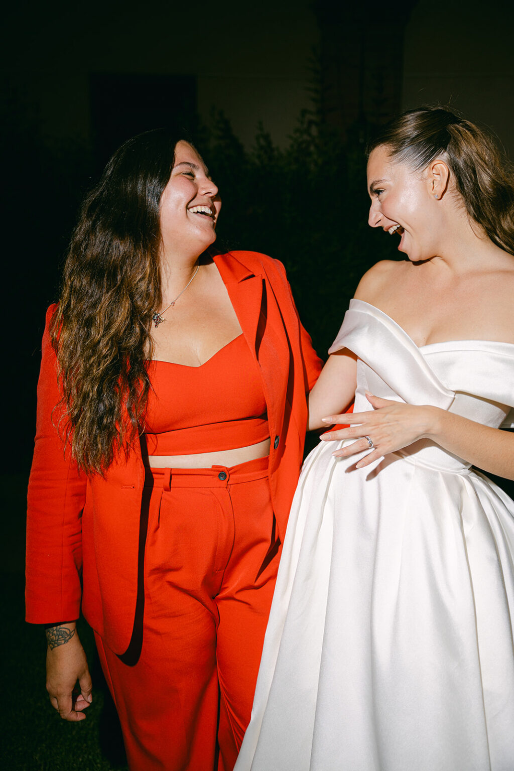 D Day Provence avec une mariée, moment de complicité